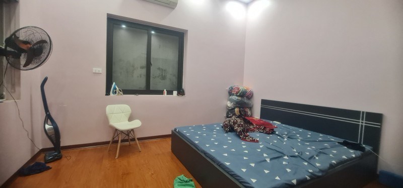 Bán nhà Đê La Thành lô góc, 22m2 x 4T, nhỉnh 2 tỷ, ngõ thông, 2 thoáng, LH 0966037496