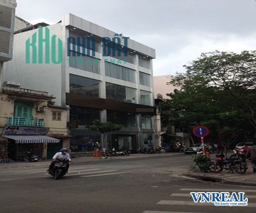 Cho thuê toà nhà 132-134 Yersin - Thẩm mỹ viện A CLinic, Quận 1