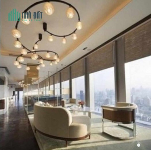 CHCC cho giới Quý tộc, Hàng Bài, Hoàn Kiếm 150m, 4PN, MT 10m, giá 93 tỷ. LH: 0366051369