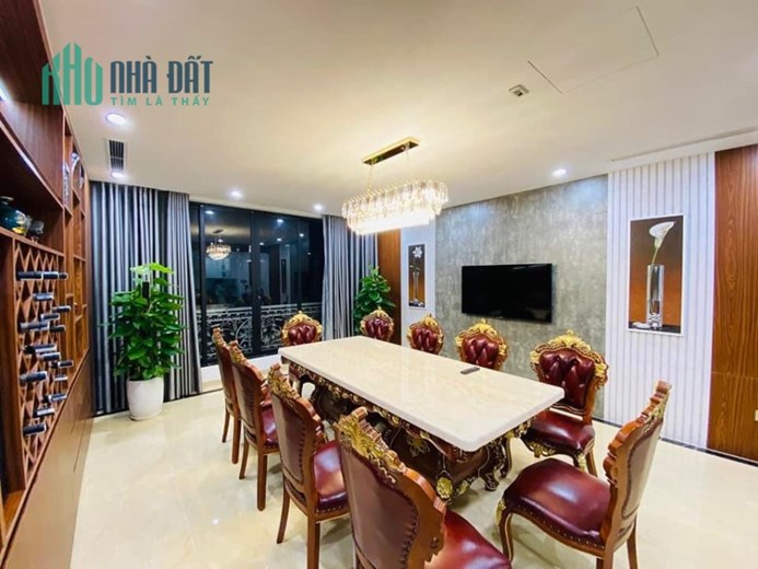Bán nhà Số 1 quận Hoàng Mai  _ phố Giải Phóng 78 mét tiền 5,5 mét giá 18,9 tỷ