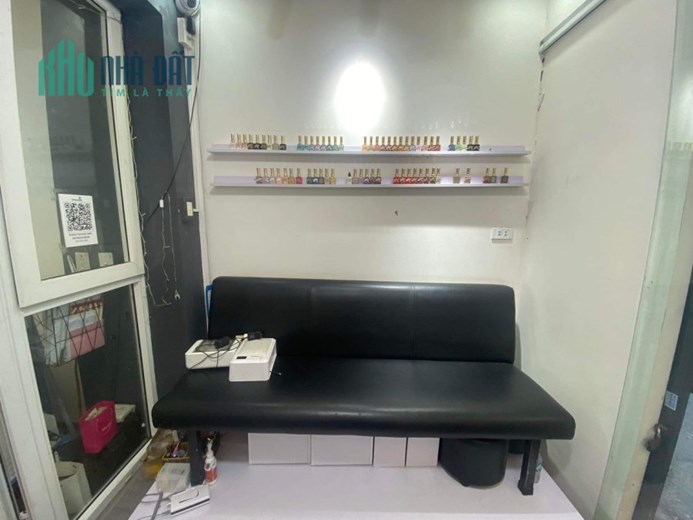 CẦN SANG NHƯỢNG TIỆM NAIL PHỐ TRỊNH HOÀI ĐỨC, CÁT LINH, HÀ NỘI