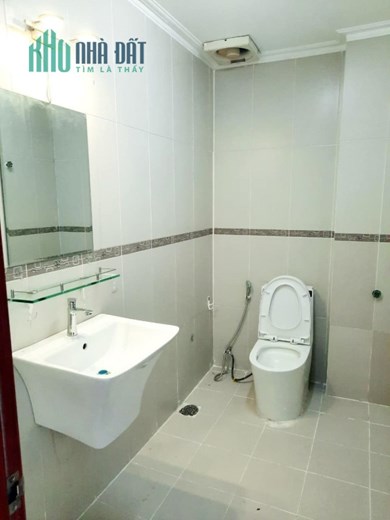 Bán nhà 1/ Thống Nhất, HXH,  3.8x17m, 4 tầng BTCT chắc chắn chỉ 5 tỷ