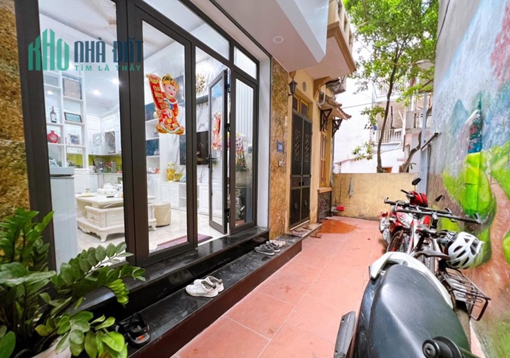 VÀO VIỆC !!! Về ở luôn ngay TT Khương Trung, 34m2   5 Tầng, Chỉ Nhỉnh 4 Tỷ