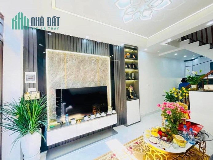 chung cư Rose Town 79 Ngọc Hồi 80 mét 2 ngủ chỉ 2,9 tỷ