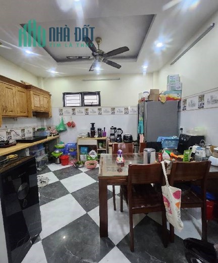 BÁN NHÀ CỔ NHUẾ, CỰC HIẾM, OTO Moning đỗ Cổng, 47m2, Chỉ 3.9 tỷ