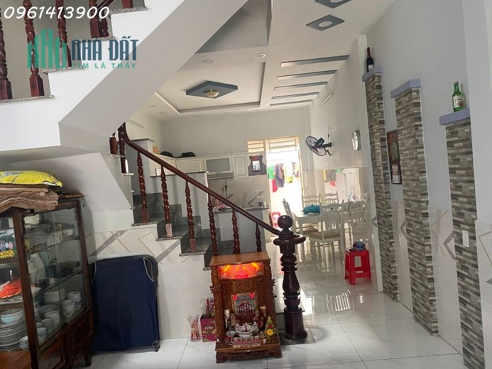 CHÍNH CHỦ BÁN NHÀ , HẺM XE HƠI, QUẬN 12 ( KHÔNG TIẾP CÒ )