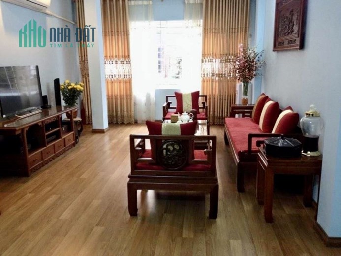 MẶT PHỐ VĂN CHƯƠNG - 40M2 X 5 TẦNG - MT 4.6M - SẦM UẤT NGÀY ĐÊM - GIÁ CHỈ NHỈNH 8 TỶ