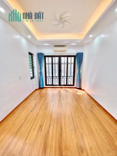 HƠN 3 TỶ, BÁN GẤP NHÀ LÊ QUANG ĐẠO - 0977319060