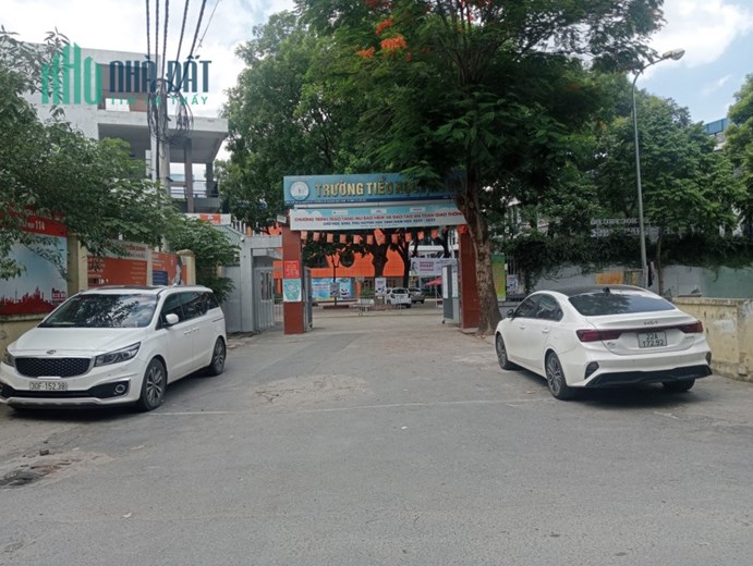 HƠN 3 TỶ, BÁN GẤP NHÀ LÊ QUANG ĐẠO - 0977319060