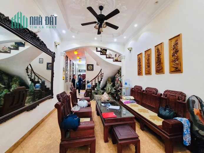 CẦN BÁN GẤP! NHÀ RIÊNG TẠI QUAN NHÂN – TX, Ô TÔ QUA NHÀ, 2 THOÁNG, 48.3M2*4T, GIÁ 7.4 TỶ.