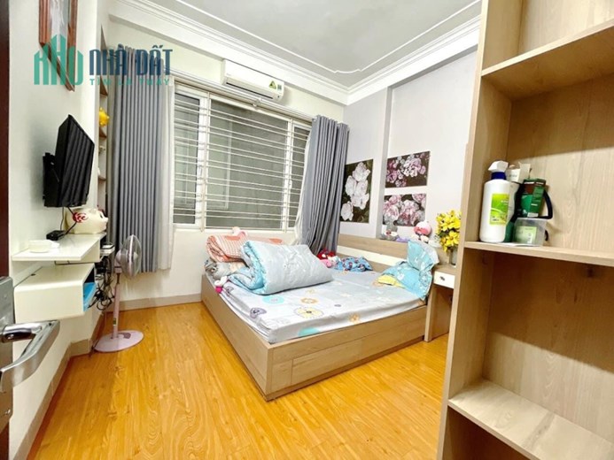 NGÕ Ô TÔ! BÁN NHÀ QUAN NHÂN – TX,40.3M2*4T, 2 THOÁNG, GIÁ 5.5 TỶ CÓ TL MẠNH.