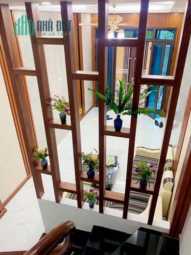 BÁN NHÀ MỚI ĐẸP - 4 TẦNG CÁCH ÔTÔ ĐẬU ĐỖ 50M - PHỐ NGUYỄN ĐỨC CẢNH DT:30M2 GIÁ:3.25 TỶ QUẬN HOANG