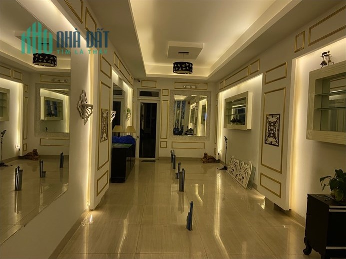 Cho thuê mặt bằng 1t2l đẹp đường trương công định, tpvt