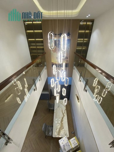 Penhouse Toà Sapphire Palace Số 4 Chính Kinh 235m2, 9.4 tỷ