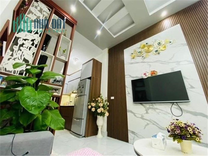 CHÍNH CHỦ BÁN  Nhà Đẹp - Giá Tốt Tại Đường Hoàng Mai- Hà Nội