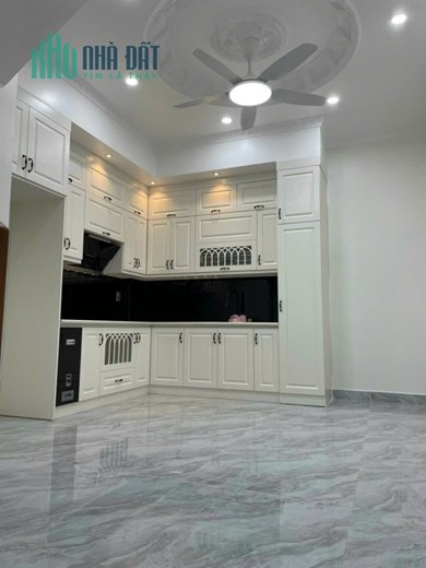 Bán nhà độc Lập 4 tầng 40 M Giá 4 tỷ 3 tái định cư Hải An