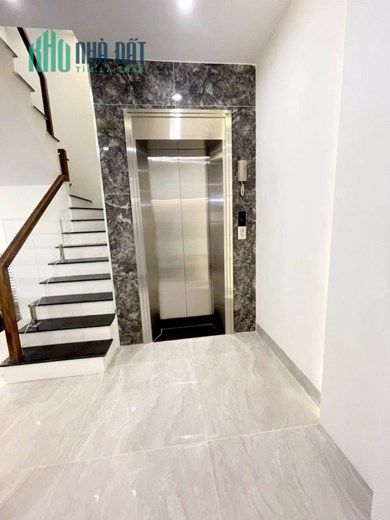 Bán Nhà Trần Quang Diệu, Nhà Mới, Thang Máy, View Vườn Hoa, Ô Tô, dt 60m2*6T, chỉ 16,5 Tỷ