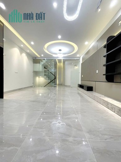 Bán Nhà Trần Quang Diệu, Nhà Mới, Thang Máy, View Vườn Hoa, Ô Tô, dt 60m2*6T, chỉ 16,5 Tỷ