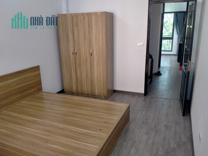 Cho thuê nhà NGUYÊN CĂN ở mặt phố Trần Đại Nghĩa 45m, 5 tầng. 24tr/tháng