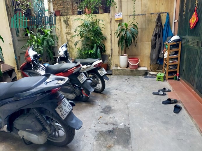 Cho thuê NGUYÊN CĂN NHÀ BẠCH ĐẰNG 8.5tr/tháng
