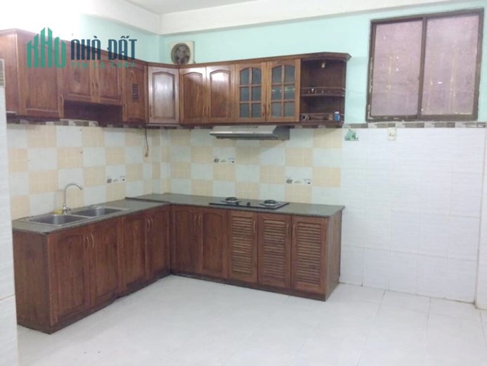 Nhà trệt + 2 lầu hẻm Nguyễn Thị Tần P2Q8 Giá 12 triệu/tháng
