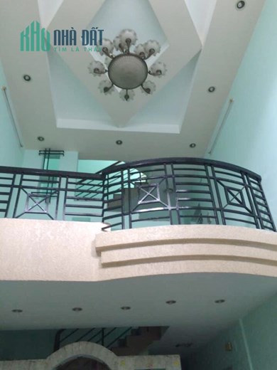 Nhà trệt + 2 lầu hẻm Nguyễn Thị Tần P2Q8 Giá 12 triệu/tháng