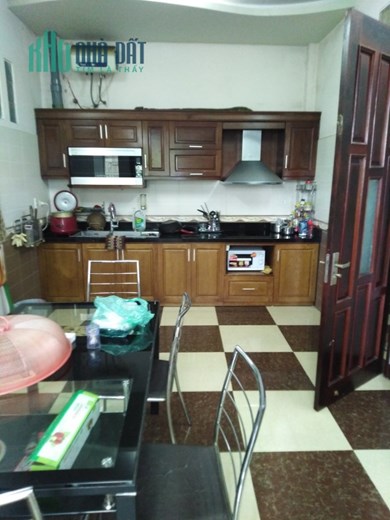 BÁN NHÀ PHỐ NGUYỄN VĂN HUYÊN, Cầu Giấy, 75m2, oto, KD, 17 tỷ, hung1st
