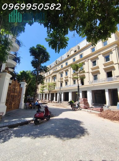 Bán liền kề số 07 dự án Rue de Charme 214 Nguyễn Xiển, diện tích 85m2, 20 tỷ, 5 tầng 1 tum
