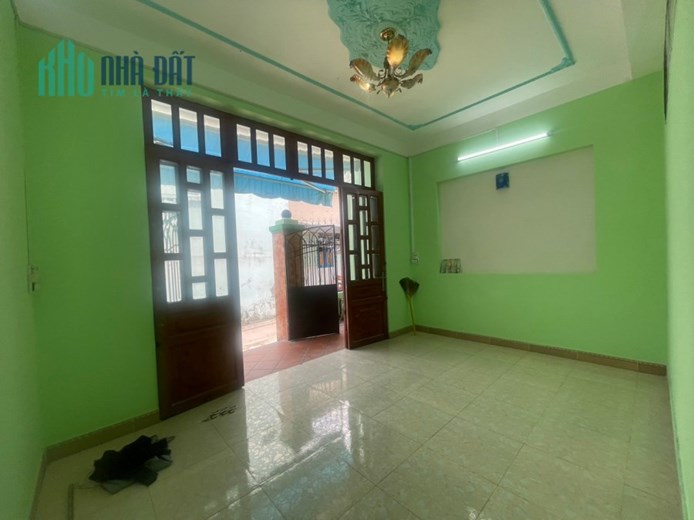 3 tỷ- 64m2- Rộng 5m- 2 tầng ở ngay-Hẻm ô tô-Gần MT-Đường số 8 -Linh Trung-TĐ