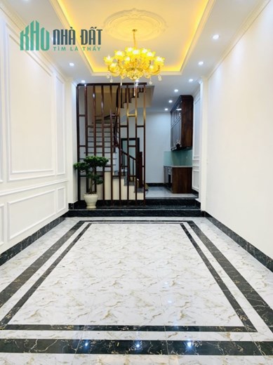 Siêu phẩm  Ngọc Trì,Long Biên 5 tầng ,gara ,ngõ oto tránh ,full nội thất giá nhỉnh 6 tỷ
