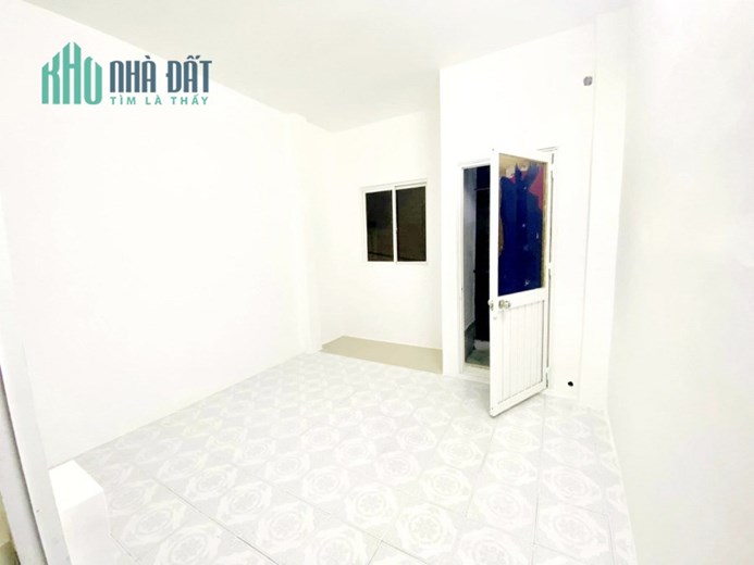 Bán nhà 3 tầng đẹp, Cây Keo, Tân Phú, 14m2, chỉ 1.9 tỷ TL