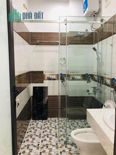 Bán nhà diện tích 57m 4 tầng mới tinh độc lập ngõ nông GIÁ 3.5 tỉ đi bộ ra AEON