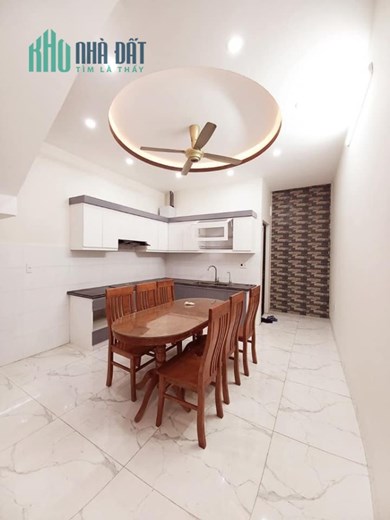 Bán nhà phố Vĩnh Tiến - Lê Chân, 64m 4 tầng như mới GIÁ 3.15 tỉ cạnh Gara ô.tô