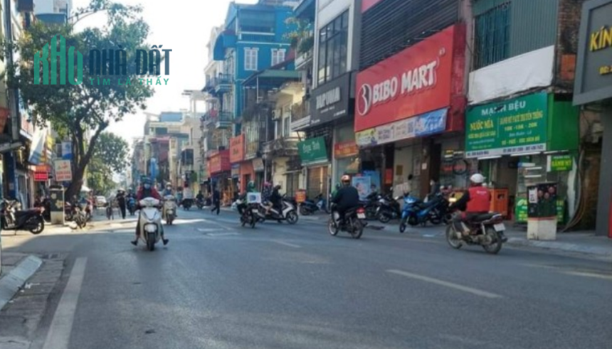 Bán nhà mặt phố Bạch Mai, 4.6m mặt tiền. LH: Địa Thủy Sư Trần Thọ 0906299843