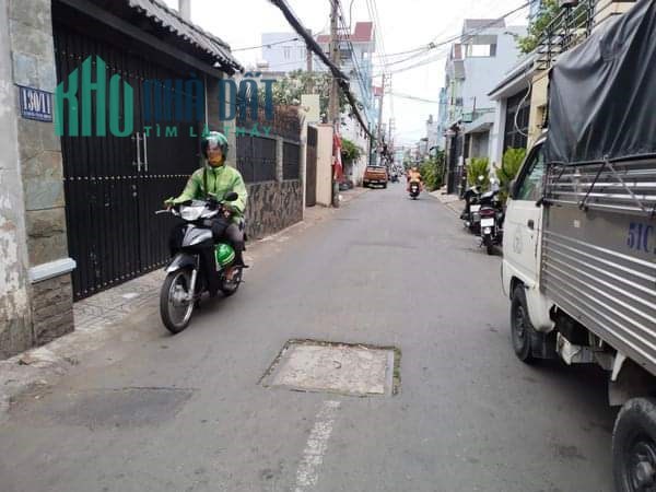 NHÀ NHỎ NGANG KHỦNG 5M KHÓ TÌM - HẺM XE HƠI Q.BÌNH TÂN