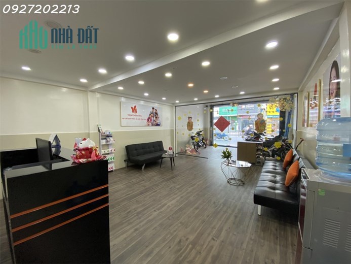 Cho thuê nhà nguyên căn góc 2 mặt tiền đường Bạch Đằng, Phường 15, Quận Bình Thạnh