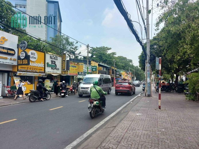Mặt Tiền Kinh Doanh Linh Chiểu, Thủ Đức, 99m2, 4T, Tặng 10 Phòng Trọ, Bao Đầu Tư