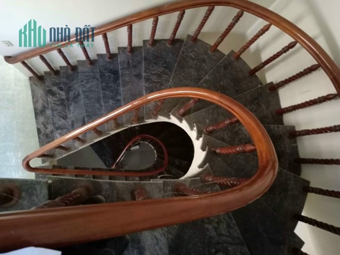 CHO THUÊ NHÀ NGUYÊN CĂN 2 tầng rưỡi. - Phố Vĩnh Điện - Thị Xã Điện Bàn - Quảng Nam