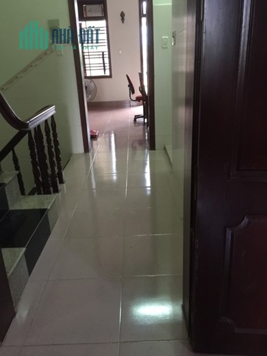 Cho thuê nhà nguyên căn 1 trệt 2 lầu Thuộc tổ 4, KP3, hẻm 162 Trương Định, phường Phước Hưng, TP Bà