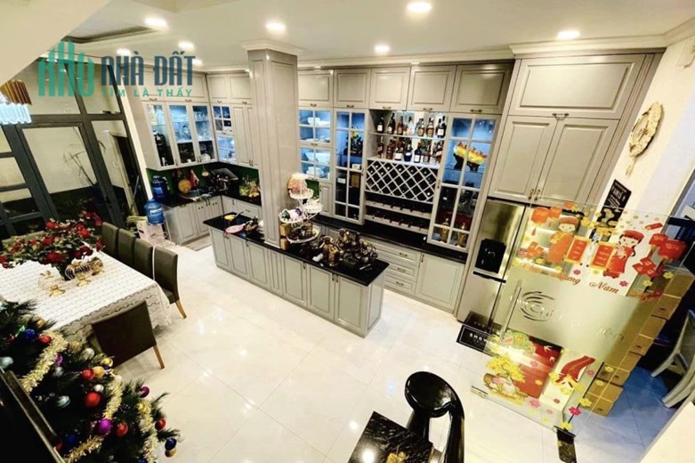 Gần đến ngày xuất cảnh, bán gấp nhà HXH Bình Thạnh, 93m2, 4 tầng, chỉ 12 tỷ 300