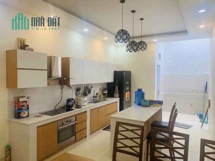 Bình Thạnh, kẹt bank bán gấp nhà hẻm tải Điện Biên Phủ, 105m2, chỉ 10 tỷ 500