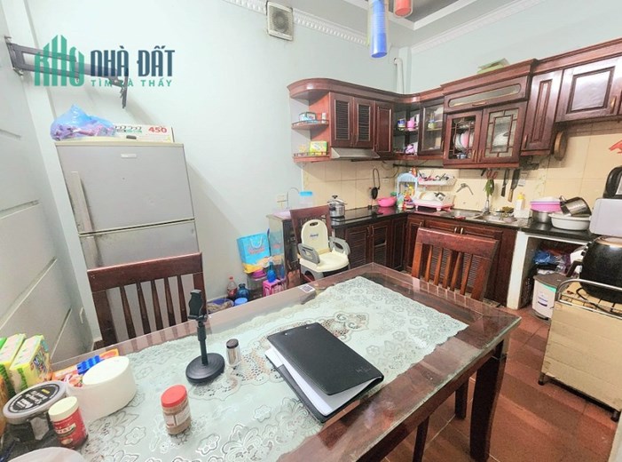 TẦM TIỀN HIẾM - TRUNG TÂM CẦU GIẤY - TIỆN ÍCH NGẬP TRÀN – GẦN PHỐ, GẦN ĐH THỦ ĐÔ – 5T, MT 4m, 3.9 TỶ
