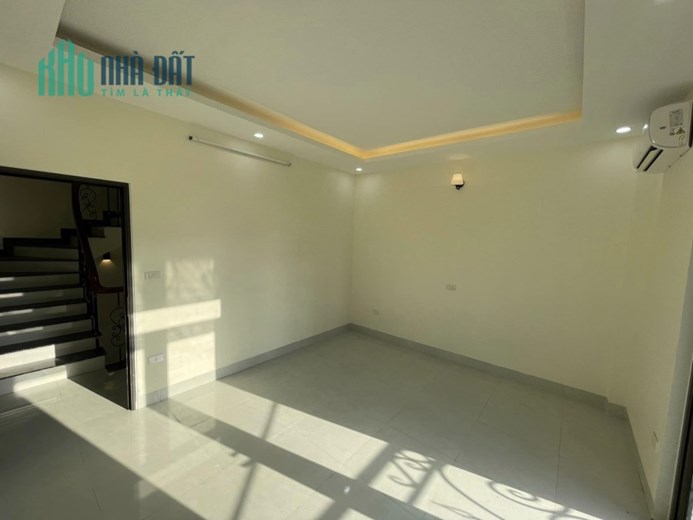 Bán ngôi nhà 76m2 phố Hoàng Hoa Thám, Tây Hồ Lô góc 15 căn hộ Dòng tiền >10% 10.4 Tỷ