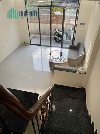 Bán căn nhà 76m2 phố Hoàng Hoa Thám, Tây Hồ Căn góc 15 phòng Dòng tiền 1tỷ/năm 10.4 Tỷ