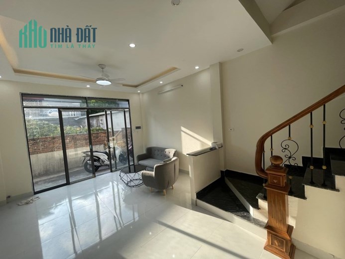 Bán căn nhà 76m2 phố Hoàng Hoa Thám, Tây Hồ 4 thoáng 15 ngủ Dòng tiền 1tỷ/năm 10.5 Tỷ