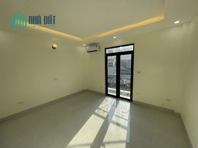 Bán nhà 79m2 phố Hoàng Hoa Thám, Tây Hồ 4 thoáng 15 phòng Dòng tiền 10% 10.2 Tỷ