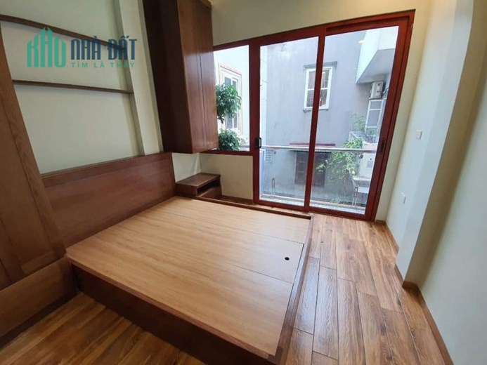 Bán nhà 76m2 phố Hoàng Hoa Thám, Tây Hồ Căn góc 15 phòng ngủ Dòng tiền >10% 10.4 Tỷ