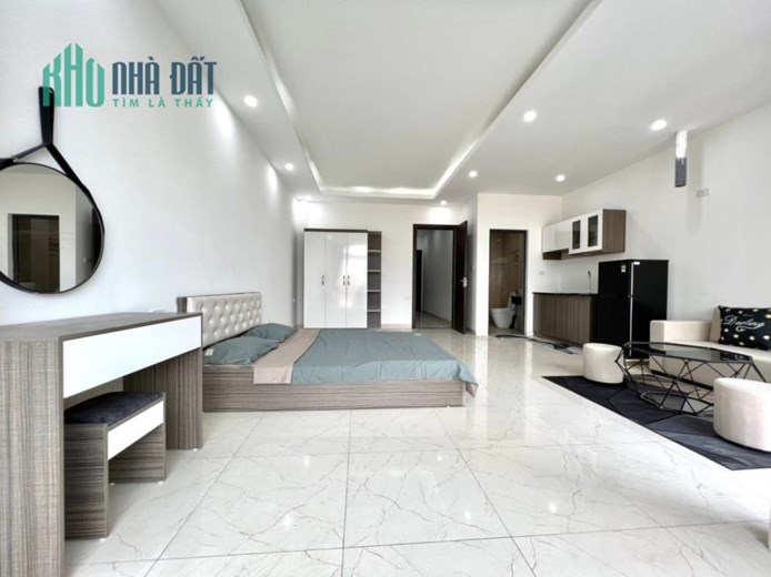 Bán Toà Nhà Văn Phòng Phố Đỗ Quang Nguyễn Thị Định, 94m2, 8 tầng thang máy, view vườn hoa kinh