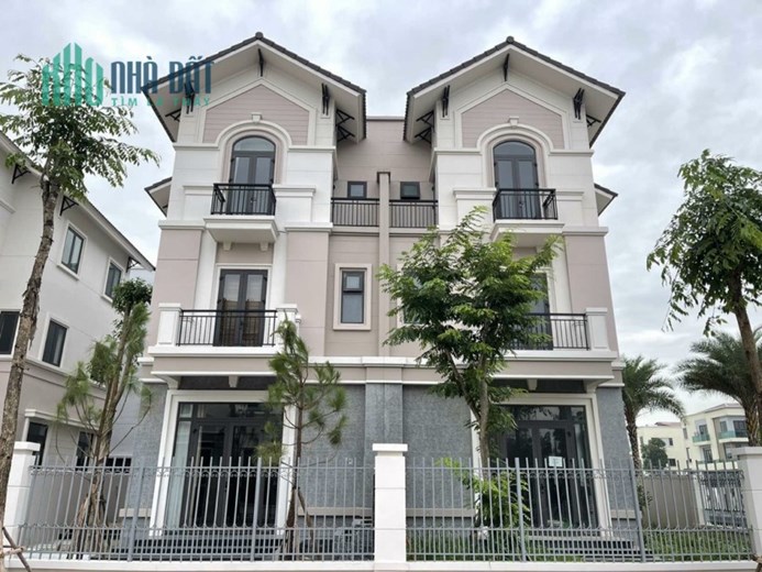 Bán Biệt Thự Đội Nhân, Ba Đình 141m MT8.2m giá chào 27 tỷ