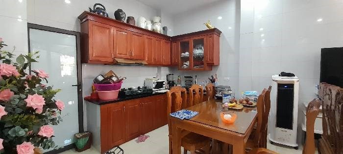 Nhỉnh 5 tỷ nhà Nguyễn Văn Cừ - Oto - 79 m2 - giáp cầu Chương Dương.